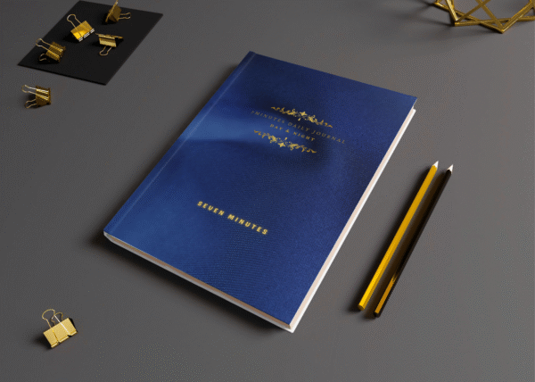 Day and Night - Seven-Minutes Journal for Gratitude, Growth, and Mindfulness